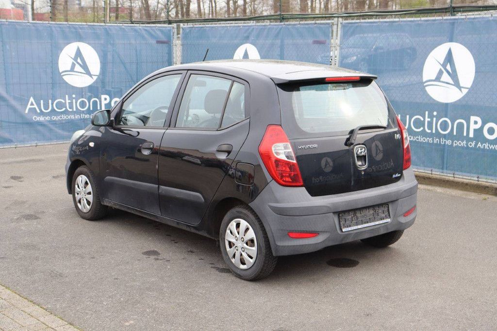 Hyundai i10 Petrol 69hp Passenger Car 2011 (Margin)