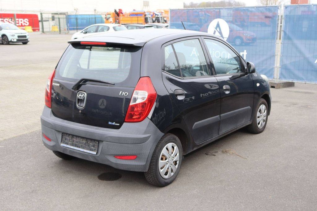 Hyundai i10 Petrol 69hp Passenger Car 2011 (Margin)