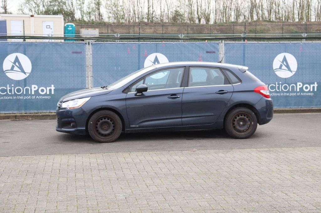 Passenger car Citroën C4 Petrol 95hp 2013 (Margin)