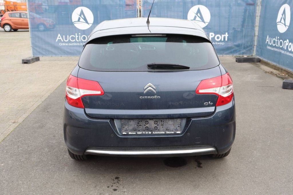 Passenger car Citroën C4 Petrol 95hp 2013 (Margin)
