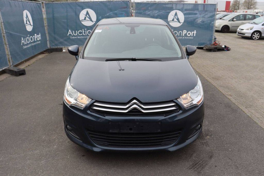 Passenger car Citroën C4 Petrol 95hp 2013 (Margin)