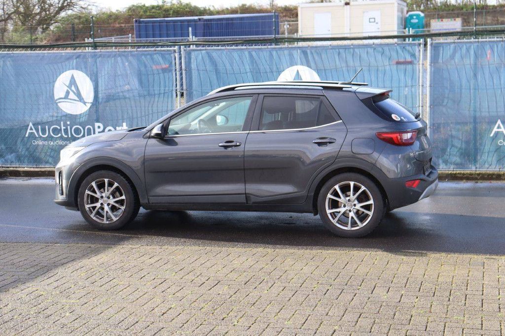 SUV Kia Stonic Petrol 100hp 2018 (Margin)