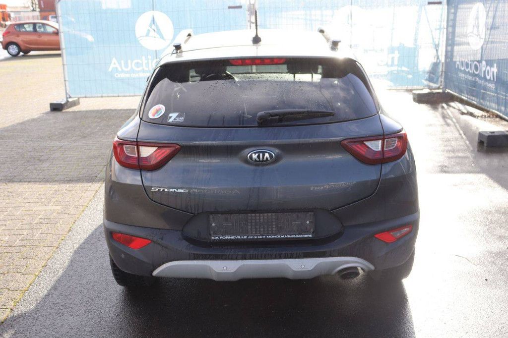 SUV Kia Stonic Petrol 100hp 2018 (Margin)