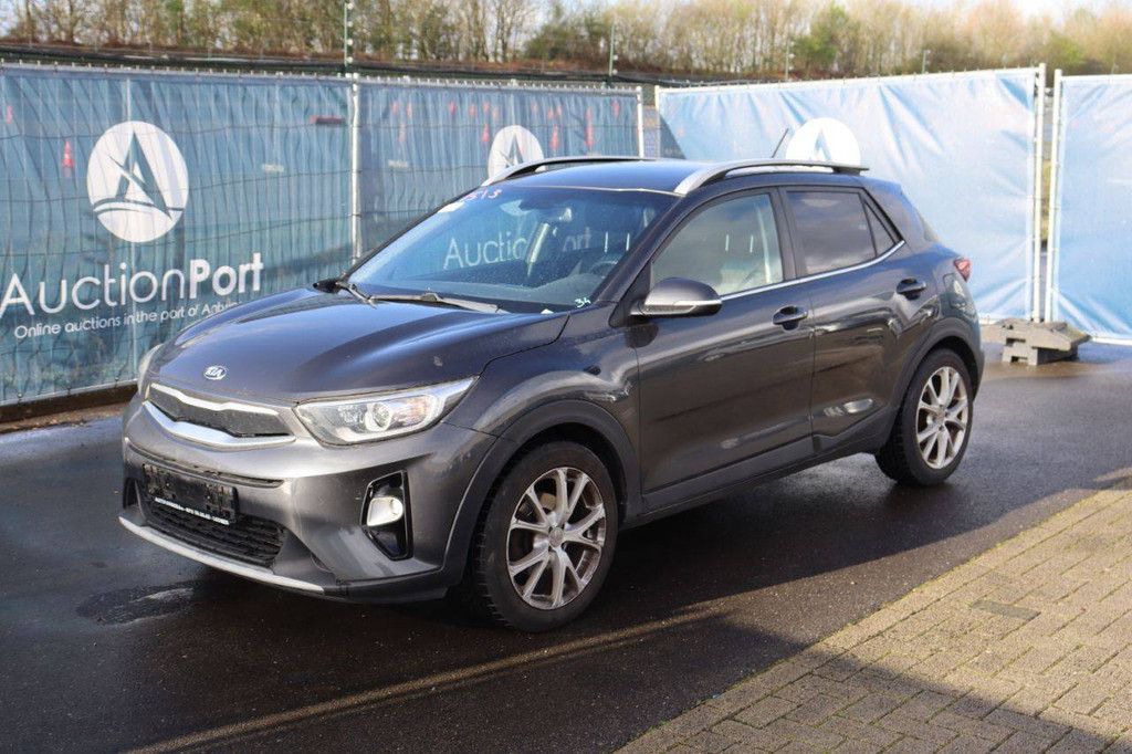 SUV Kia Stonic Petrol 100hp 2018 (Margin)