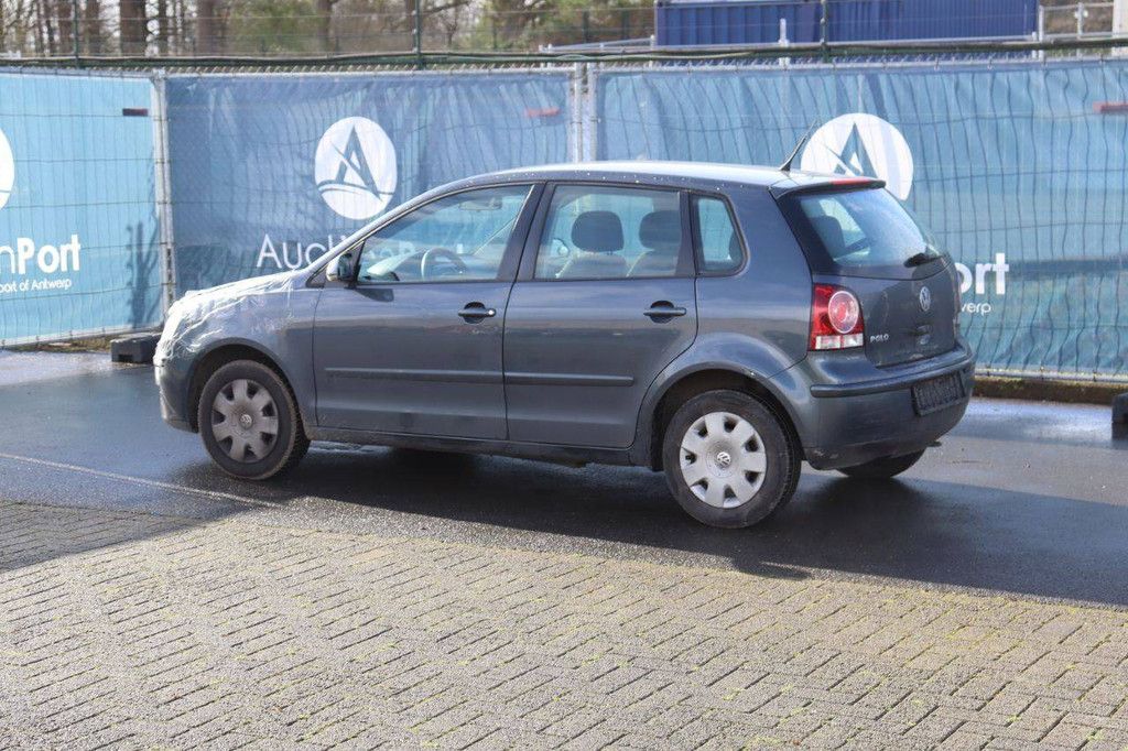 Pkw Volkswagen Polo Benzin 75 PS 2005 (Marge)