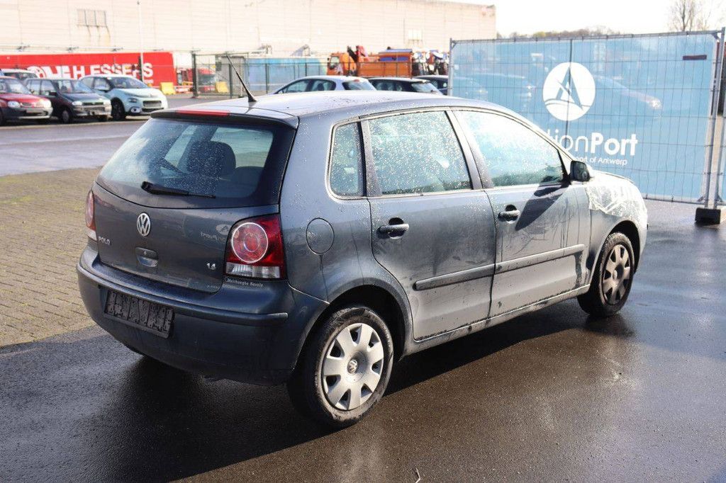 Pkw Volkswagen Polo Benzin 75 PS 2005 (Marge)