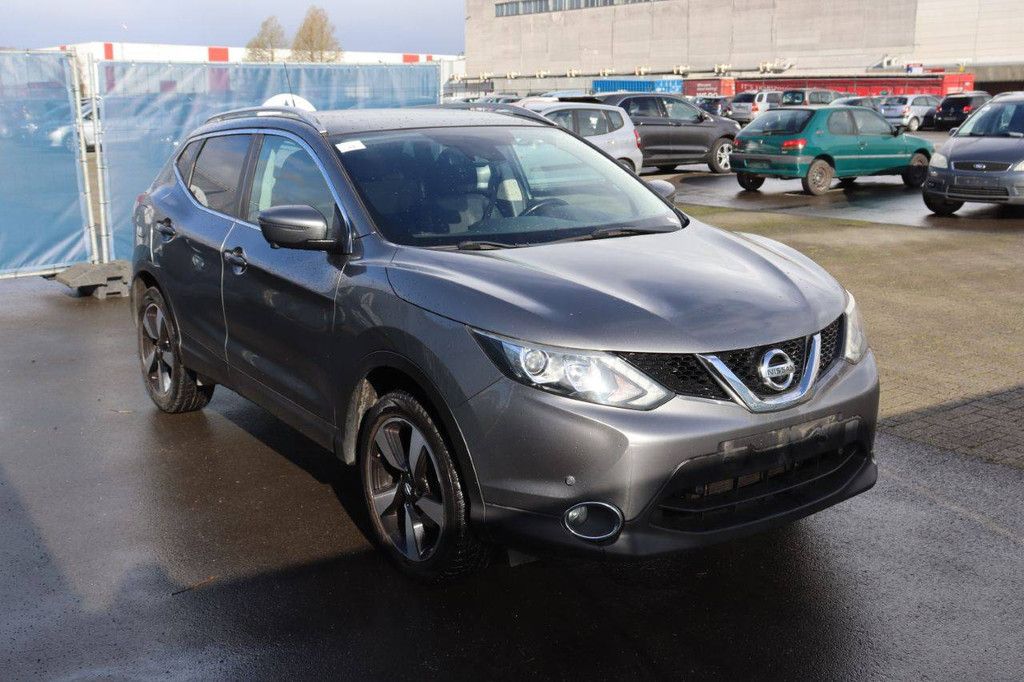 SUV Nissan Qashqai Petrol 115hp 2016 (Margin)