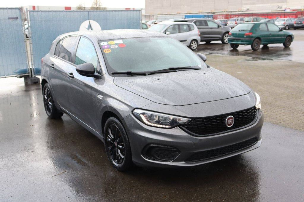 Pkw Fiat Tipo Benzin 95 PS 2020 (Marge)