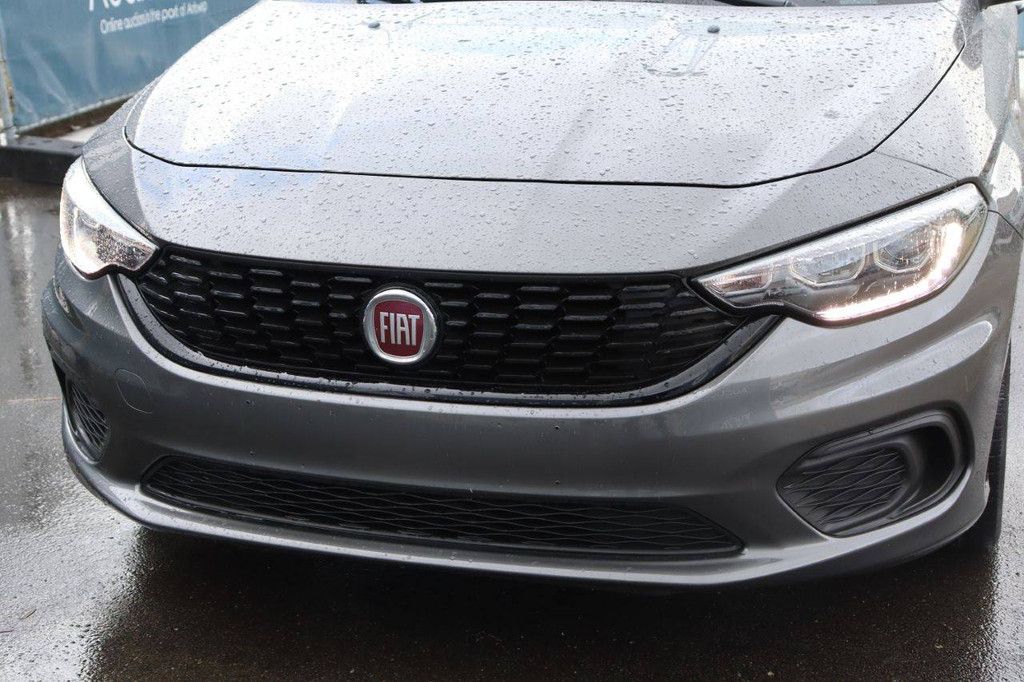 Pkw Fiat Tipo Benzin 95 PS 2020 (Marge)