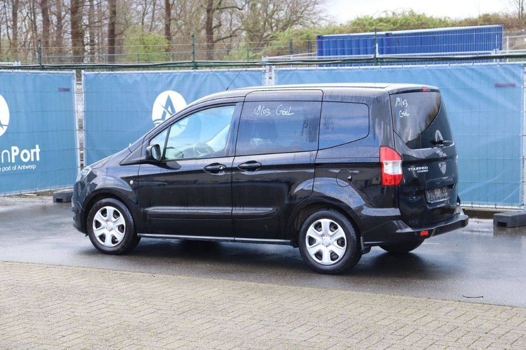 Personenauto Ford Tourneo Benzine 100pk 2017 (Marge)