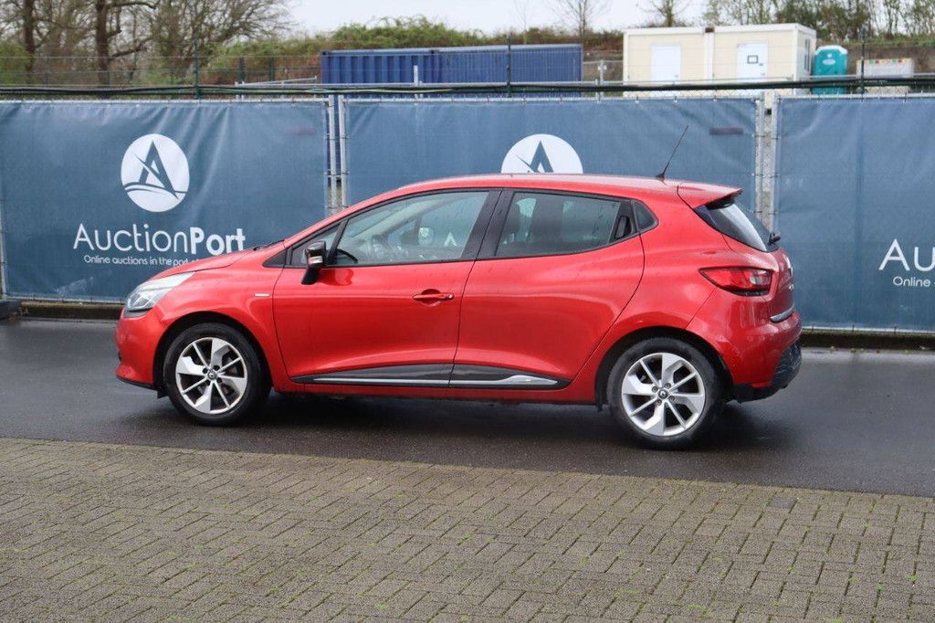 Personenauto Renault Clio Benzine 74pk 2016 (Marge)