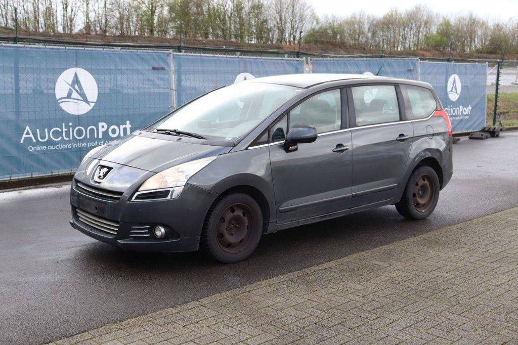 Pkw Peugeot 5008 Benzin 120 PS 2018 (Margin)