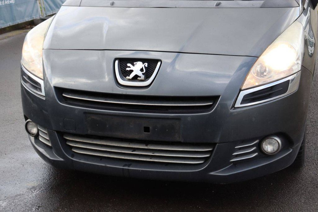 Pkw Peugeot 5008 Benzin 120 PS 2018 (Margin)