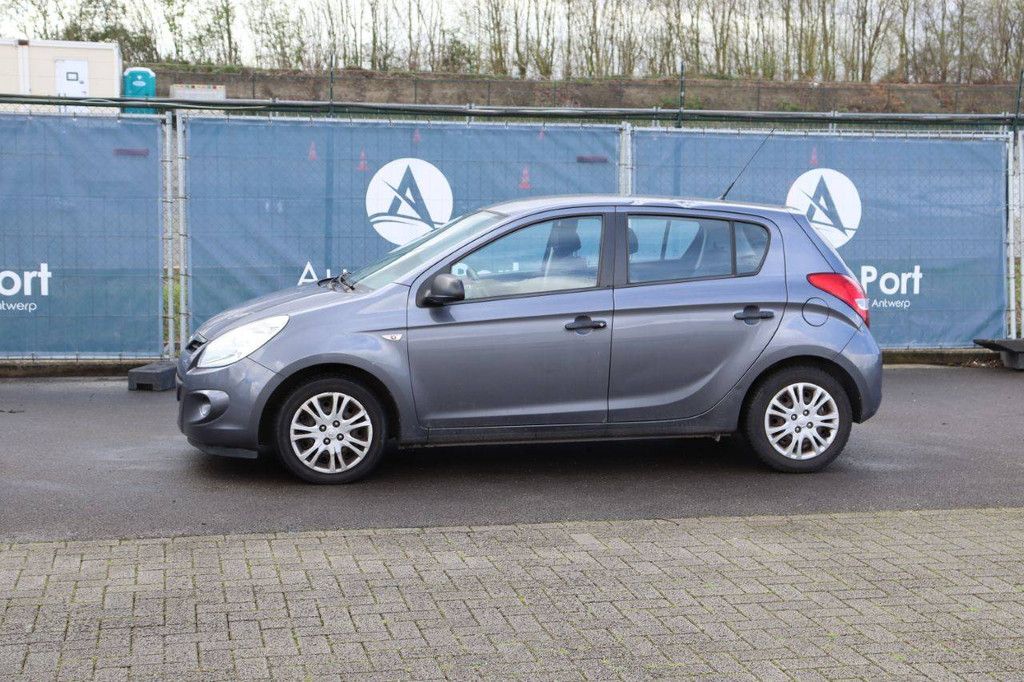Hyundai i20 Petrol 85hp Passenger Car 2011 (Margin)