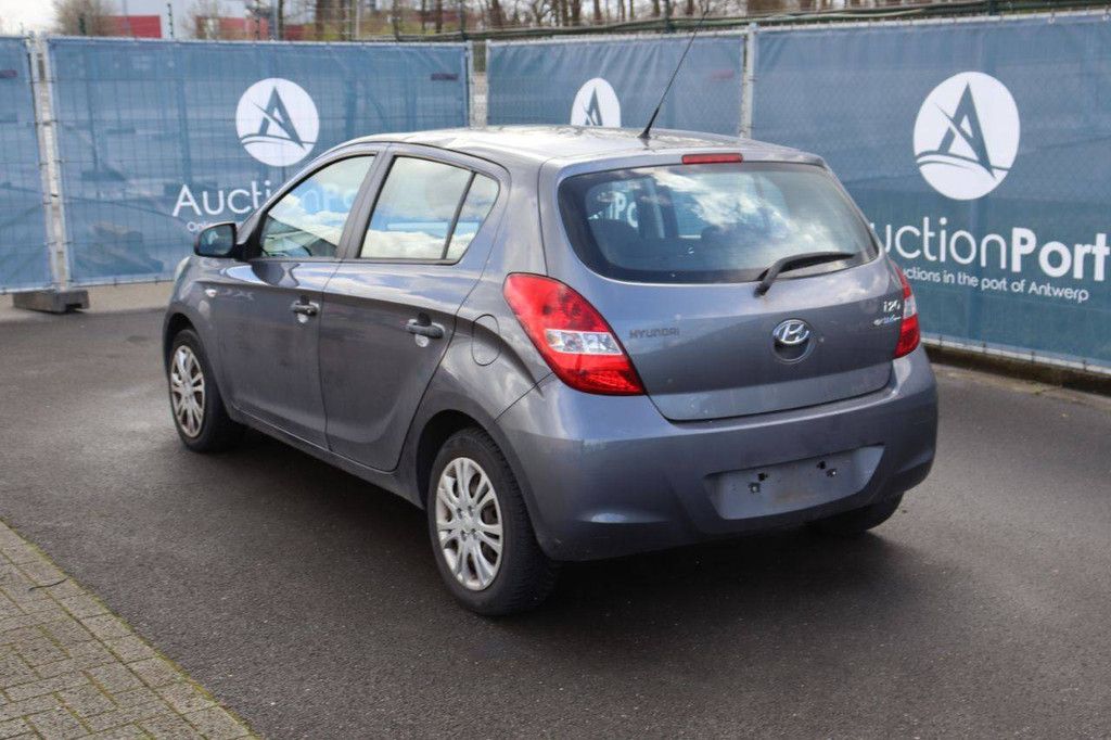 Hyundai i20 Petrol 85hp Passenger Car 2011 (Margin)