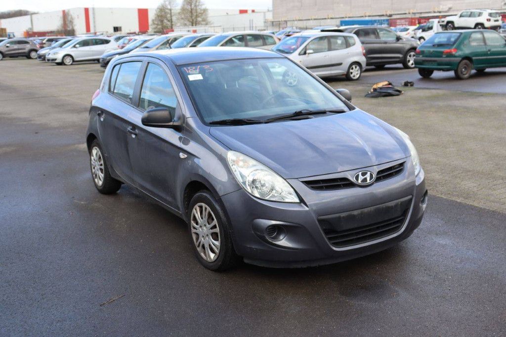 Hyundai i20 Petrol 85hp Passenger Car 2011 (Margin)