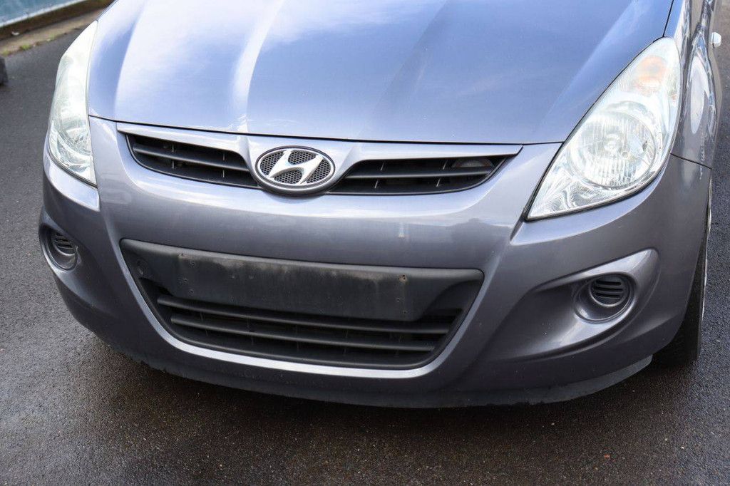 Hyundai i20 Petrol 85hp Passenger Car 2011 (Margin)