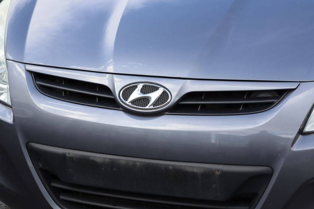 Hyundai i20 Petrol 85hp Passenger Car 2011 (Margin)