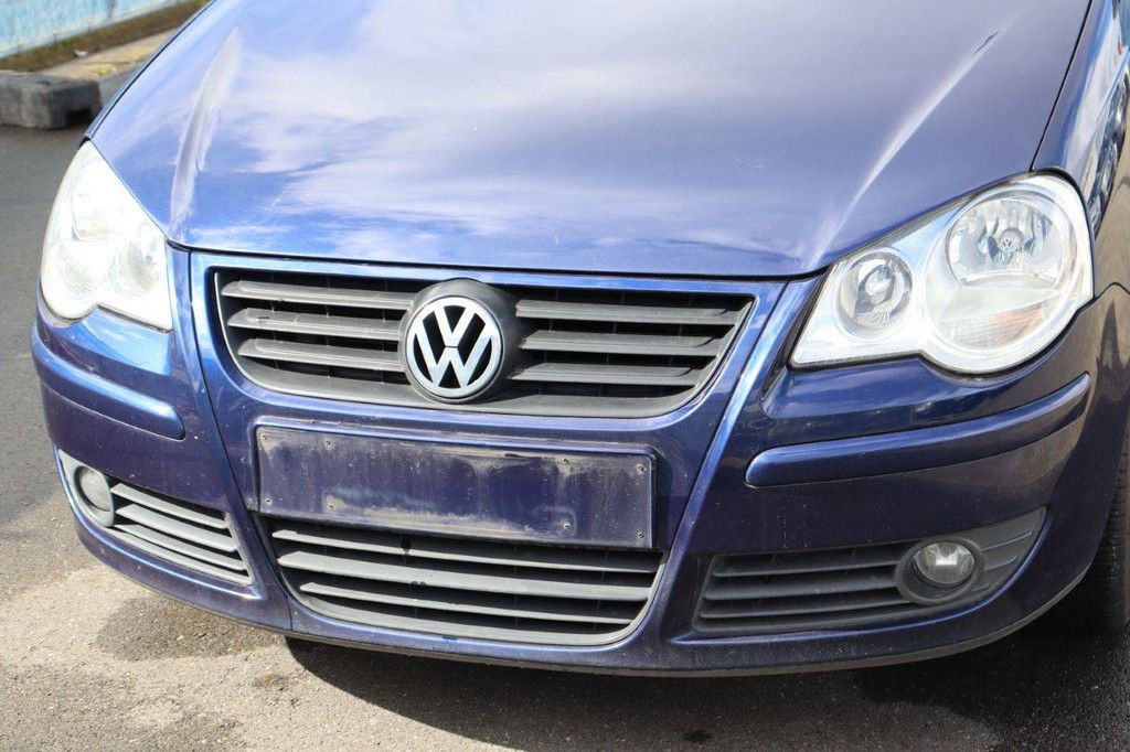 Pkw Volkswagen Polo Benzin 80 PS 2007 (Margin)