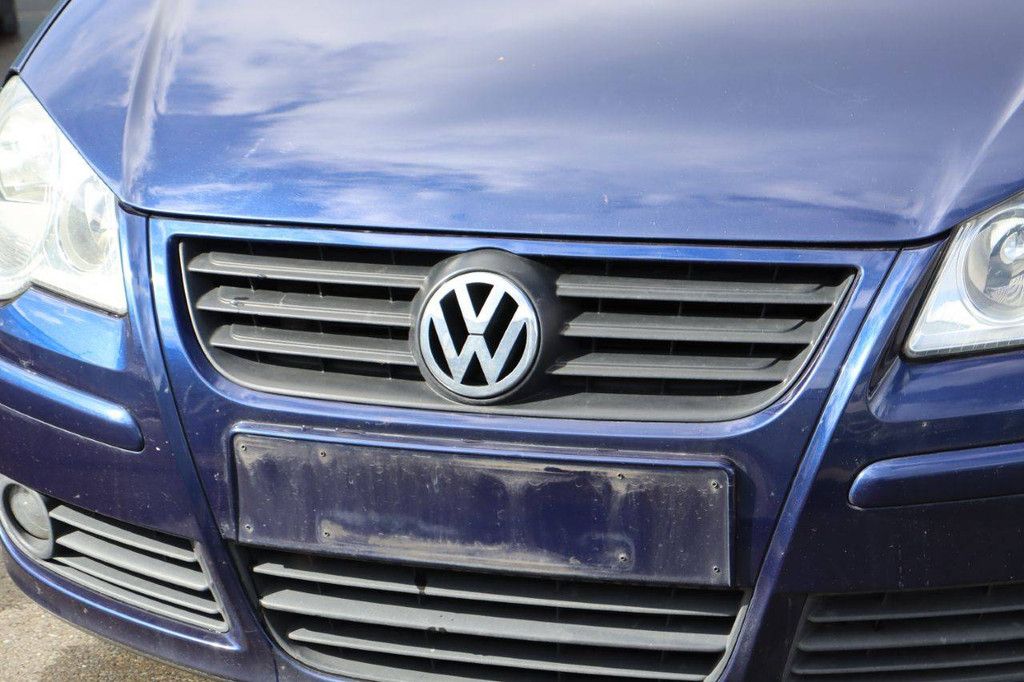 Pkw Volkswagen Polo Benzin 80 PS 2007 (Margin)