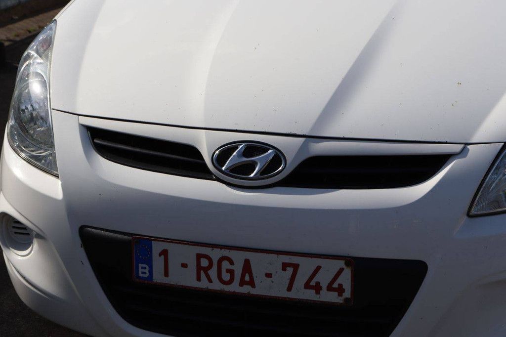 Hyundai i20 Benziner 78 PS Pkw 2012 (Margin)
