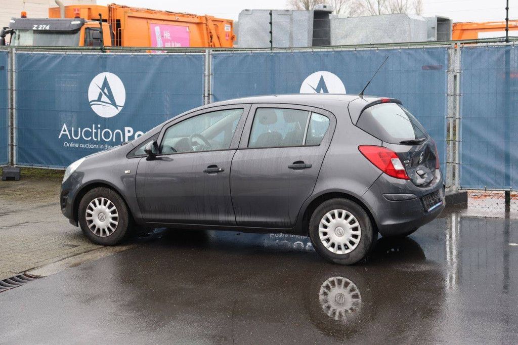 Pkw Opel Corsa 65 PS 2013 (Margin)