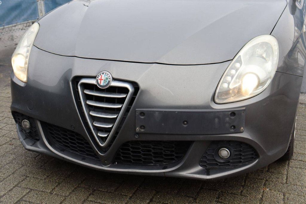Passenger car Alfa Romeo Giulietta Diesel 105hp 2012 (Margin)
