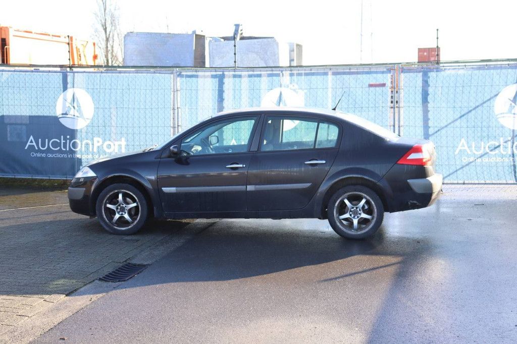 Passenger car Renault Mégane Petrol 113hp 2005 (Margin)