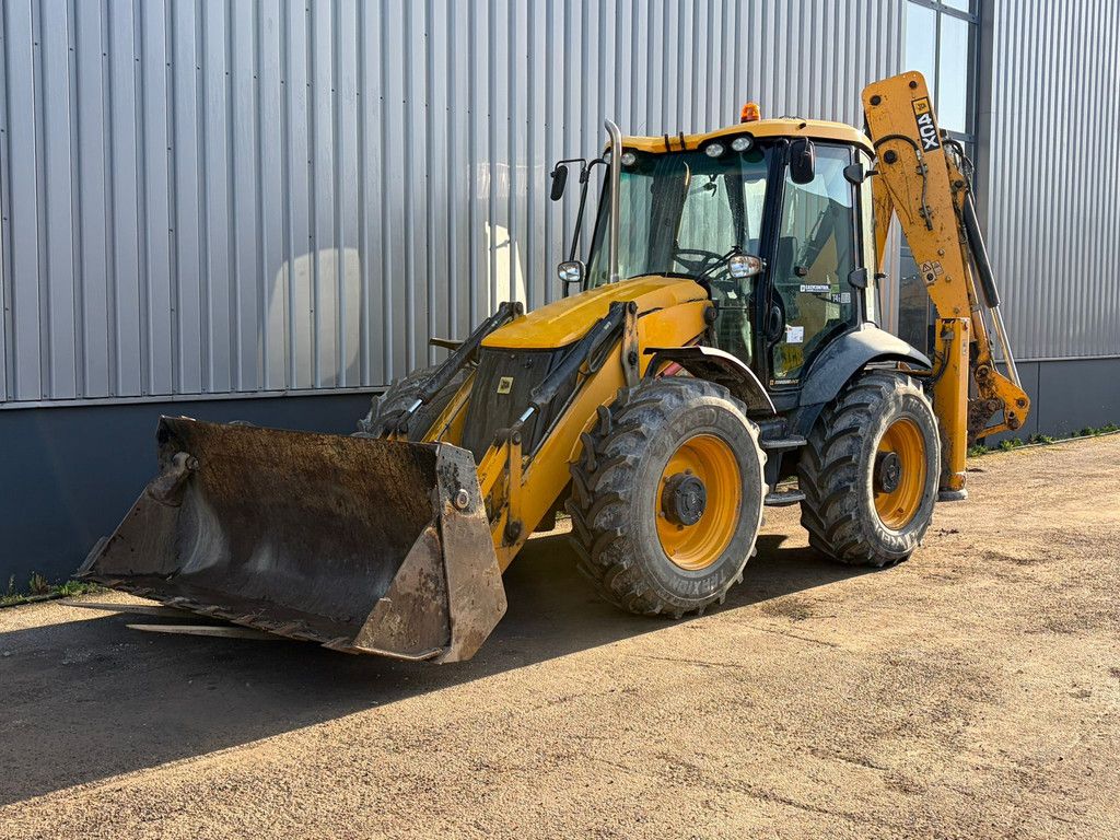 JCB 4CX