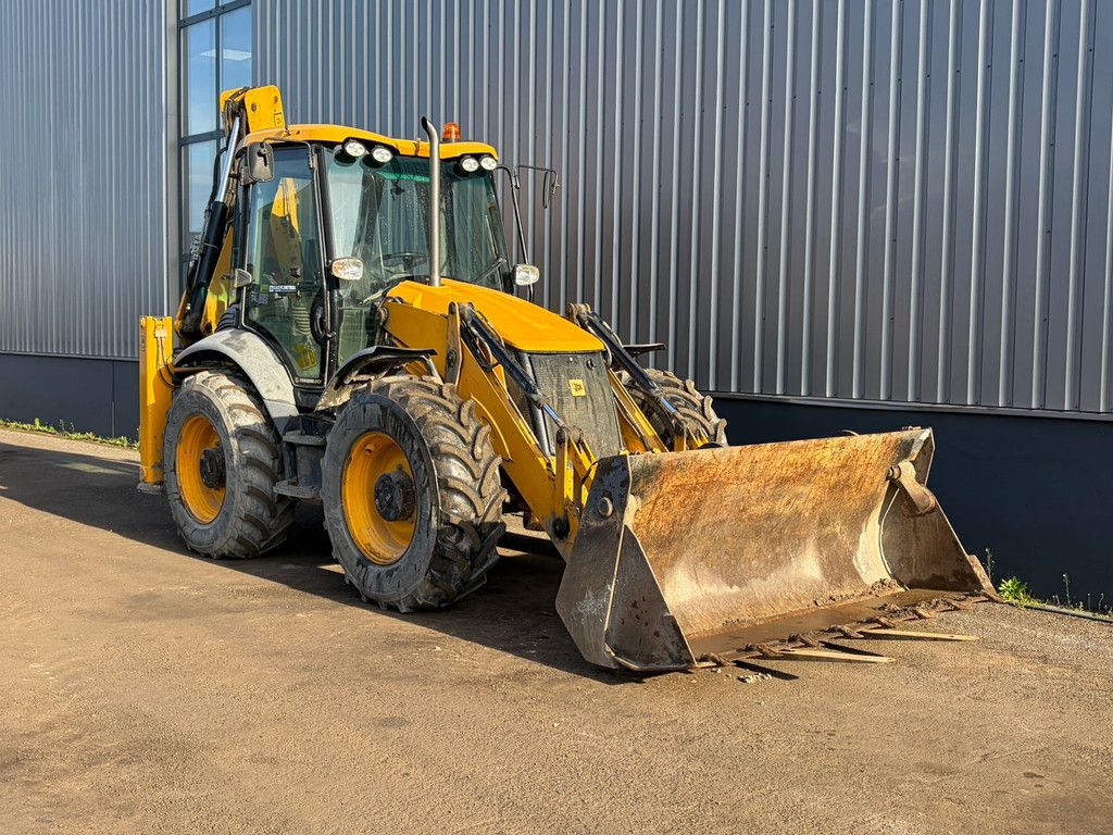 JCB 4CX