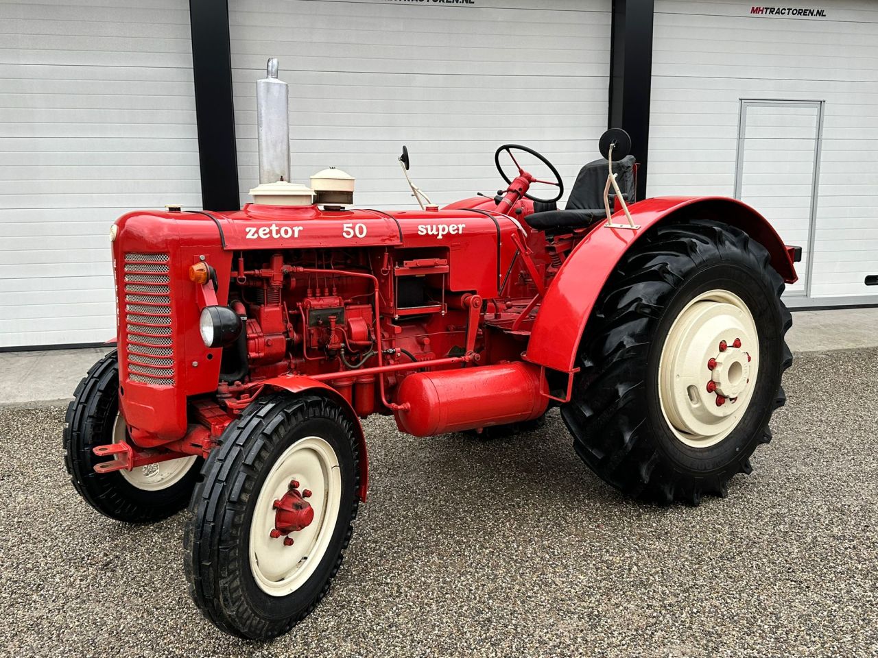 TE KOOP: zeer nette ZETOR SUPER 50