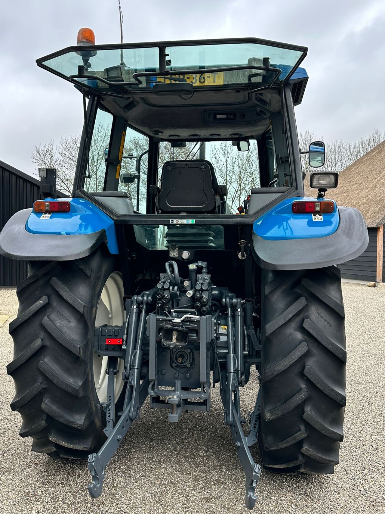 TE KOOP: zeer nette NEW HOLLAND TS100