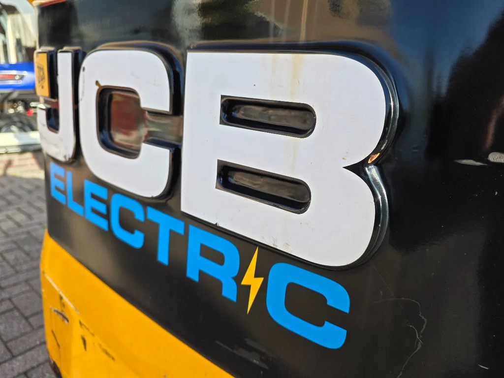 JCB 30e teletruck vereiker heftruck