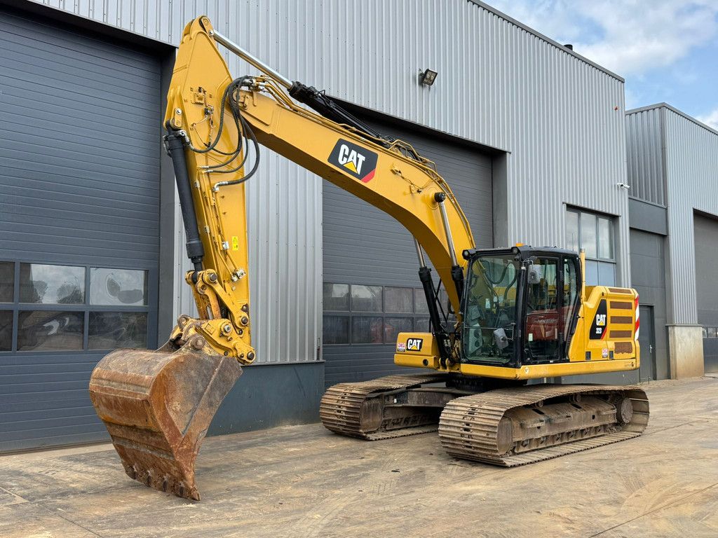 Caterpillar 323
