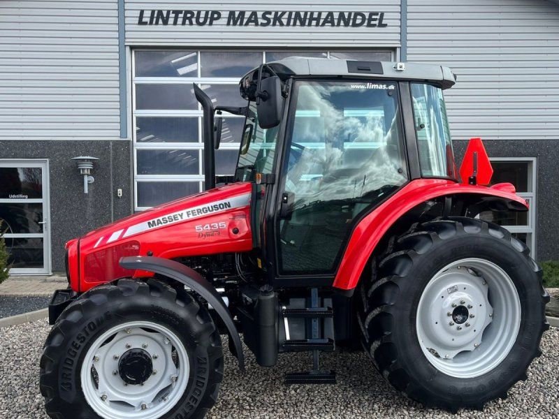 Massey Ferguson 5435 Stepnose med utrolig godt udsyn. Dyna 4. Handy velholdt tra