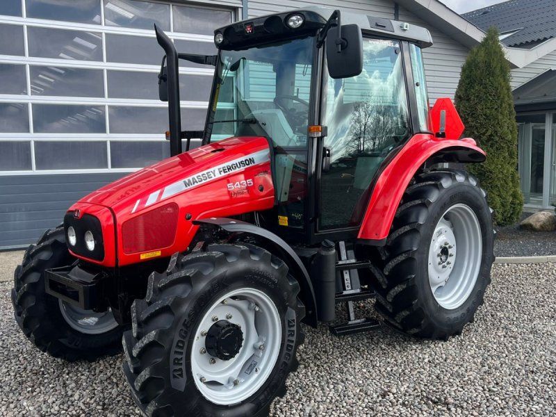 Massey Ferguson 5435 Stepnose med utrolig godt udsyn. Dyna 4. Handy velholdt tra