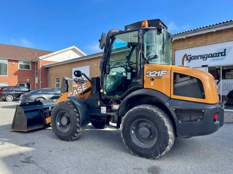 Case IH 321 F