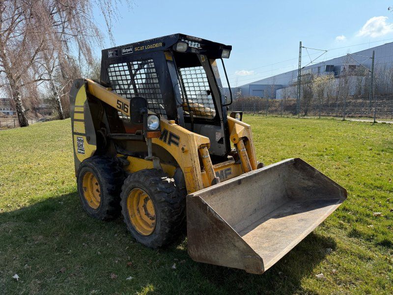 Massey Ferguson 516 LADER
