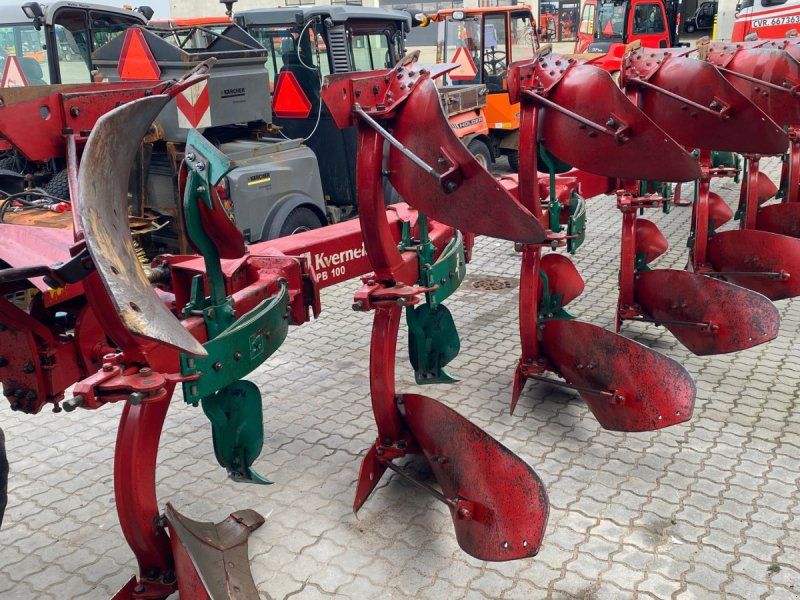 Kverneland PB100 7-furet