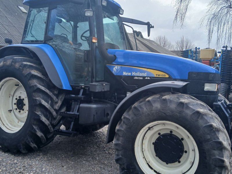 New Holland TM 155 med Range Command ,frontlift og nye bagdæk