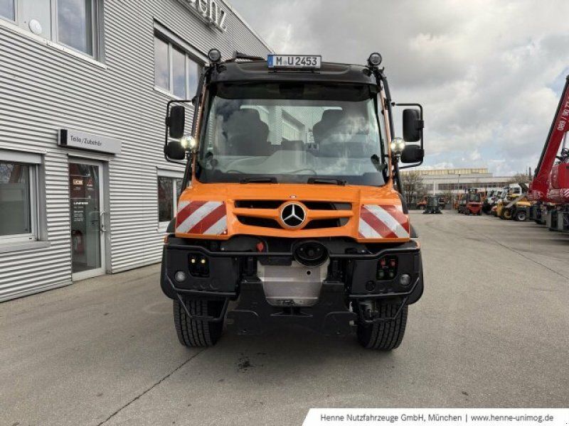 Mercedes-Benz U 435 UNI-TOUCH