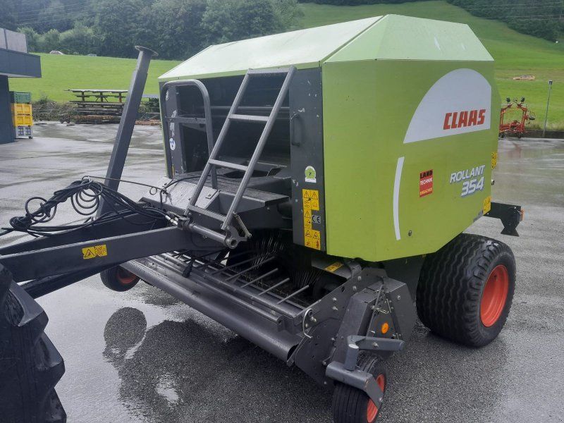 Claas Rollant 354