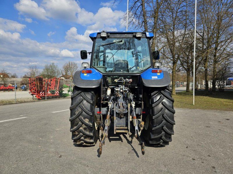 New Holland TM 125