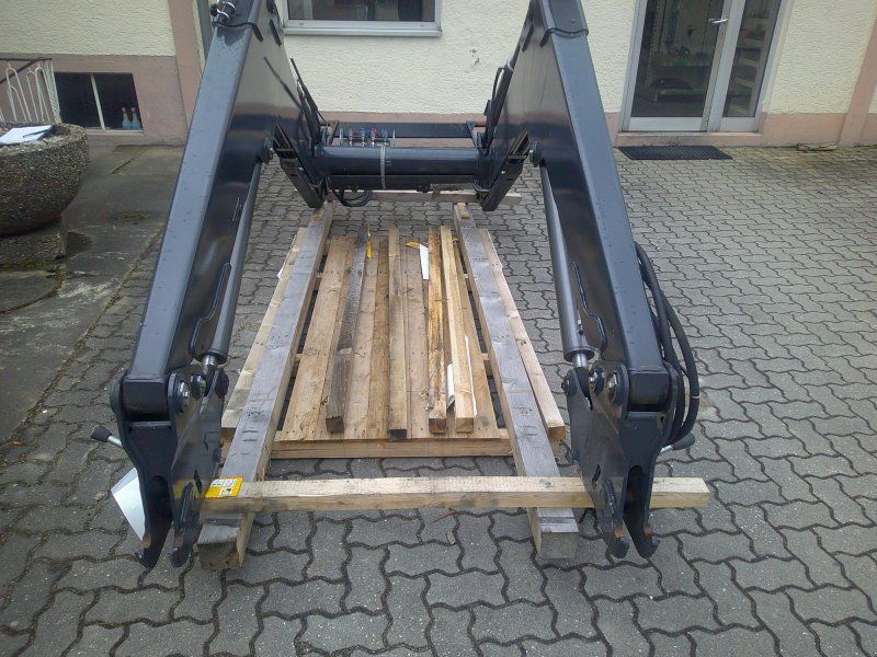 Stoll Frontladerschwinge Profiline FZ 46-33, reparaturbedürftig