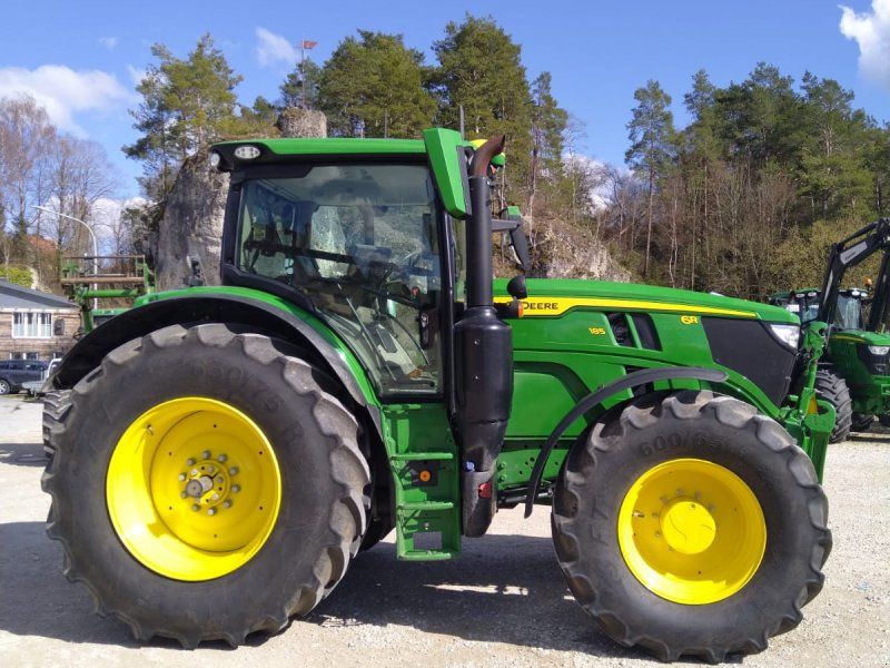 John Deere 6R 185