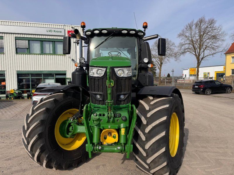 John Deere 6250R