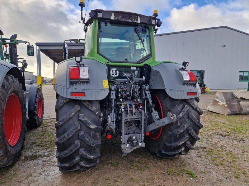 Fendt 828 Vario S4 Profi Plus