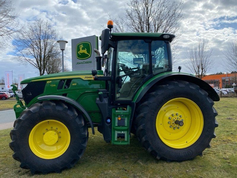 John Deere 6R 185