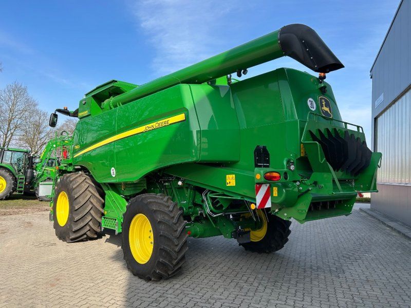 John Deere T560 mit Schneidwerk 722X