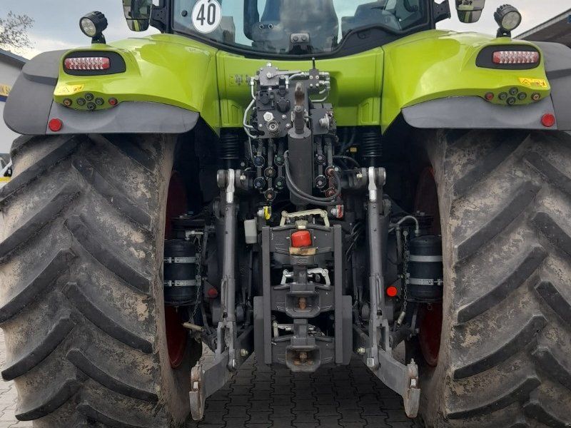 Claas Axion 870